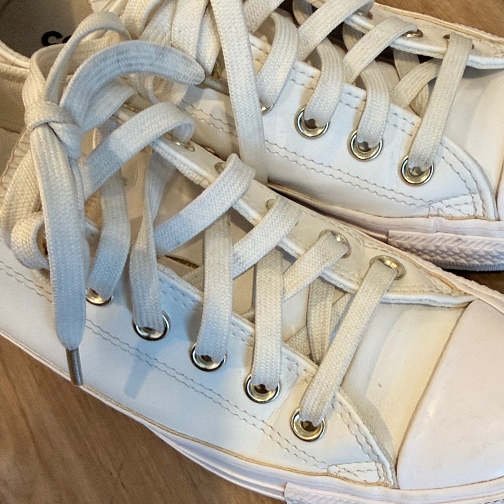 White Leather Low-Top Converse - Picture 3 of 12
